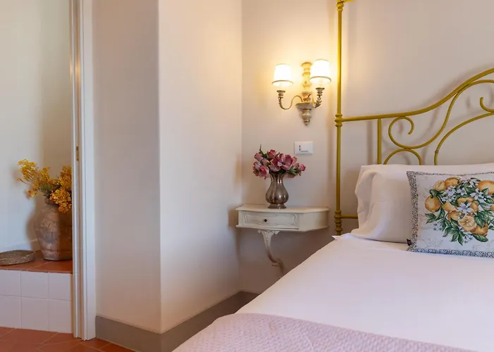 Castellinaria Bed & Breakfast 3*