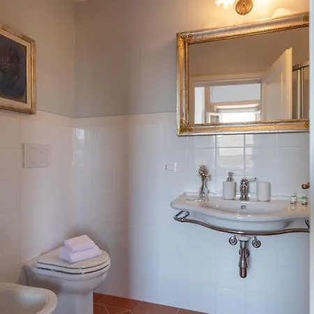 Castellinaria Bed & Breakfast *