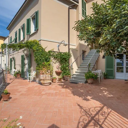 Castellinaria Bed & Breakfast *